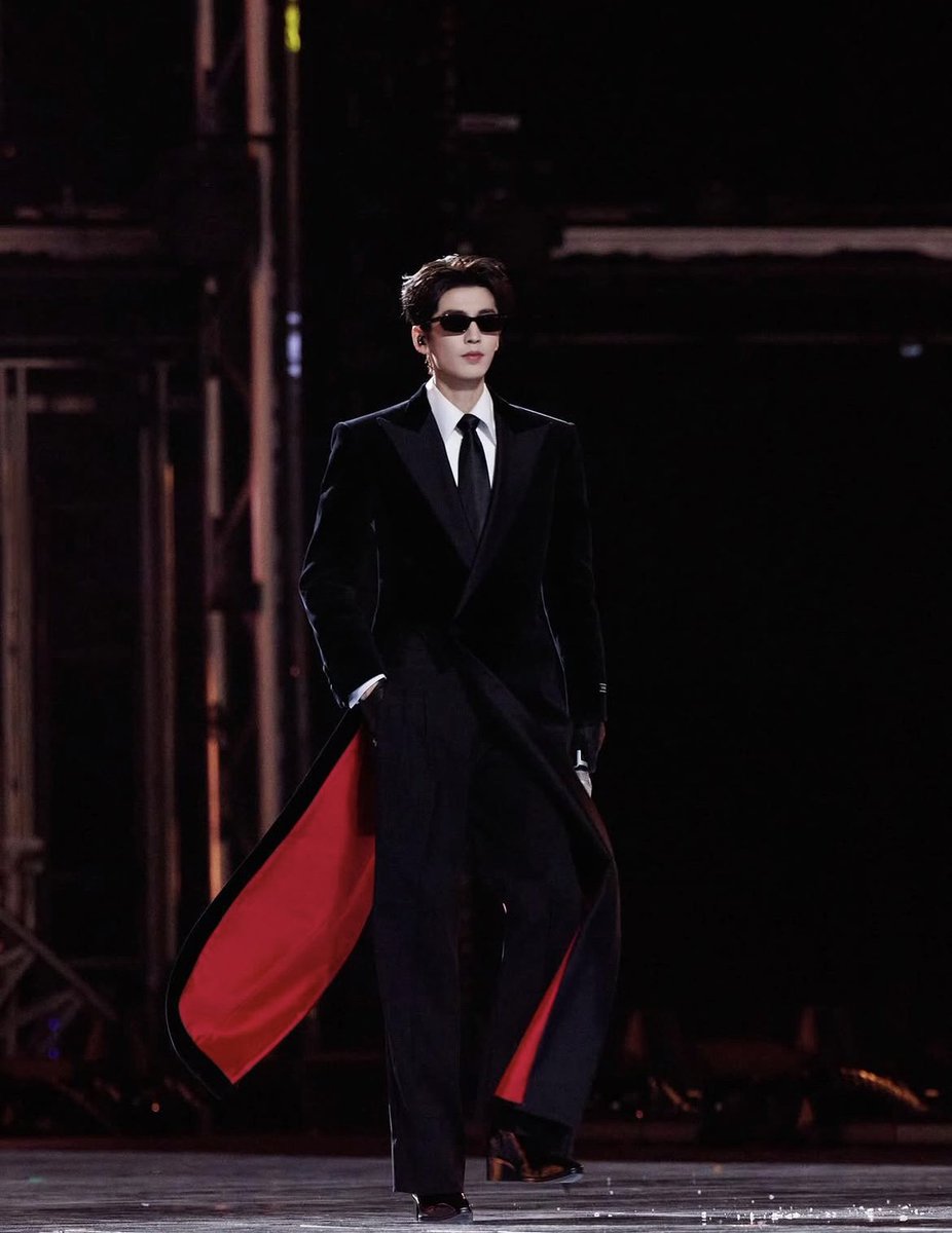 Gᒍ🌻𝑬𝒀𝑬𝑺 𝑶𝑵 𝑱𝑫 tweet media