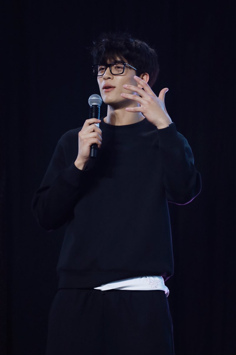 don’t kill my vibe ✨ tweet media