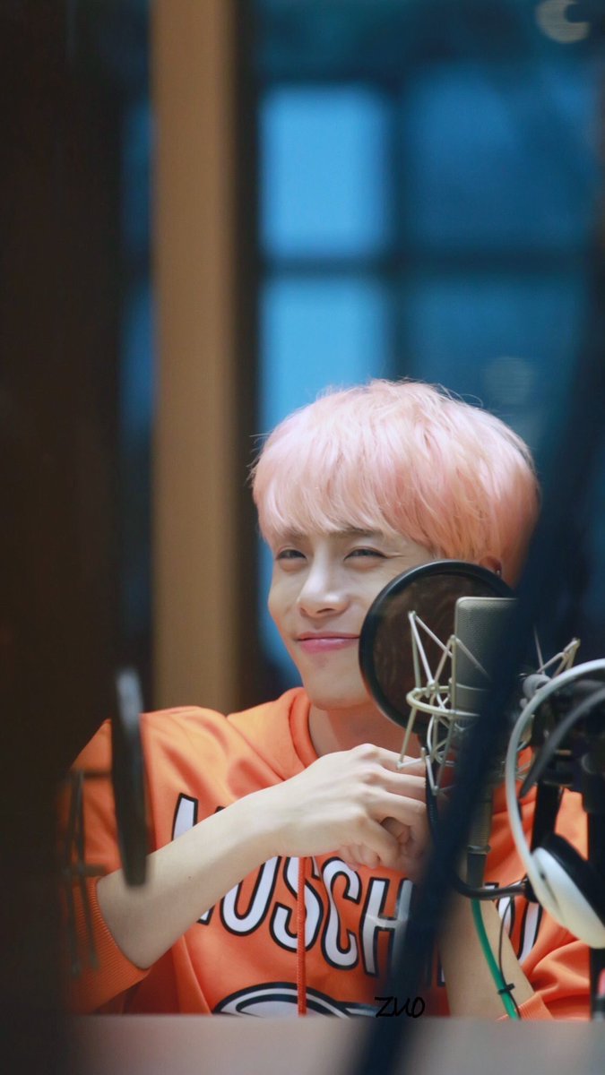 forever grateful i celebrate my birthday with jonghyun and exo.

happy birthday to us my loves ✨

💖🤍