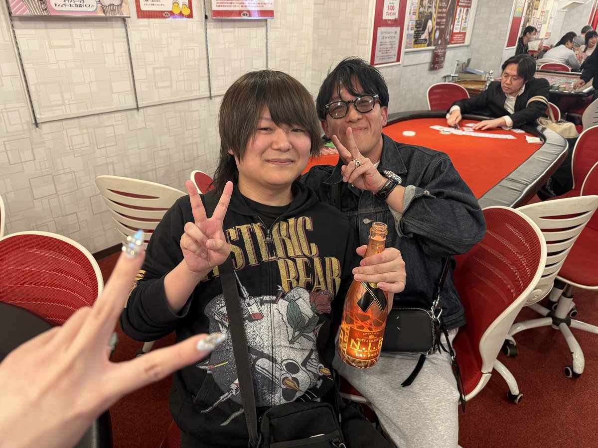 仁 tweet media