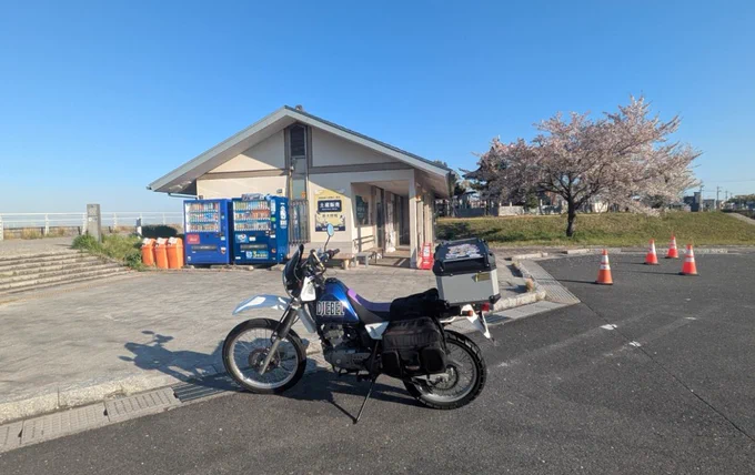 まるみちゃんから宿へ向かう途中 #住吉浦休憩施設 に寄らせていただき、ペーパークラフトを拝見させていただきました。
