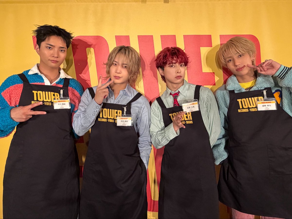 #OWV_ROCKETMODE
━━━━━━━━━━━━ 🚀

#OWV × TOWER RECORDS SHIBUYA
1日店長イベントが今回も
無事❗️無事に‼️ぶ・じ・に‼️終了いたしました🙌

少しずつ店長姿が様になってきました!?

そして❣️
オリコンデイリーランキング❷位を
いただきました🌟

#QWV の皆さまいつもOWVに