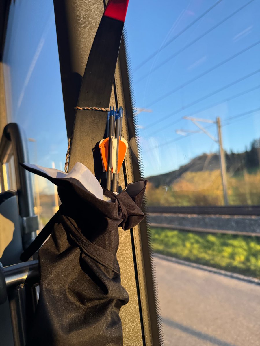 shiorichan 🔖 tweet media