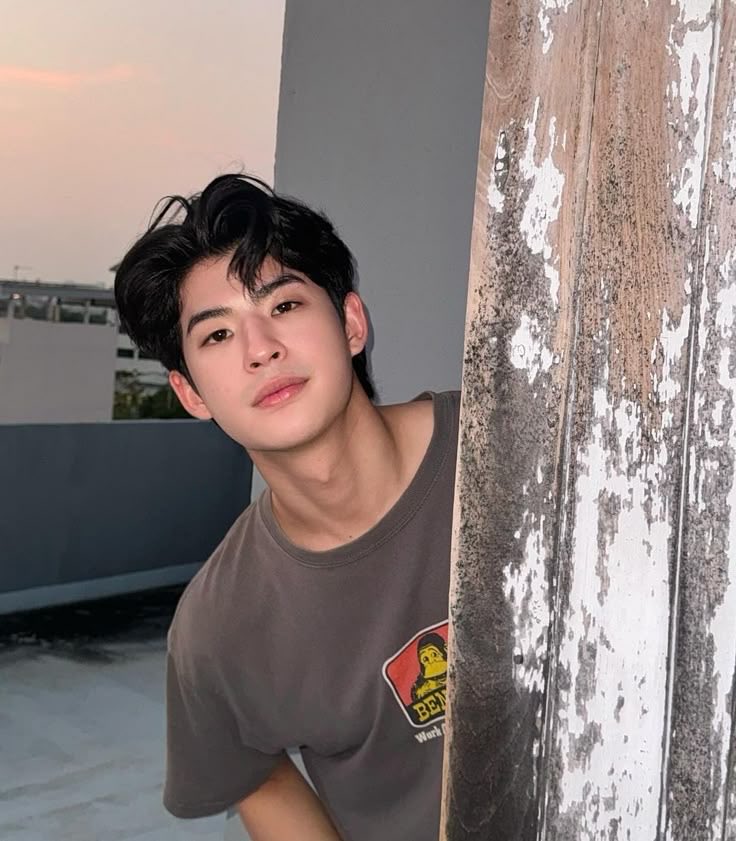 𝐌𝐚𝐫𝐤 tweet media