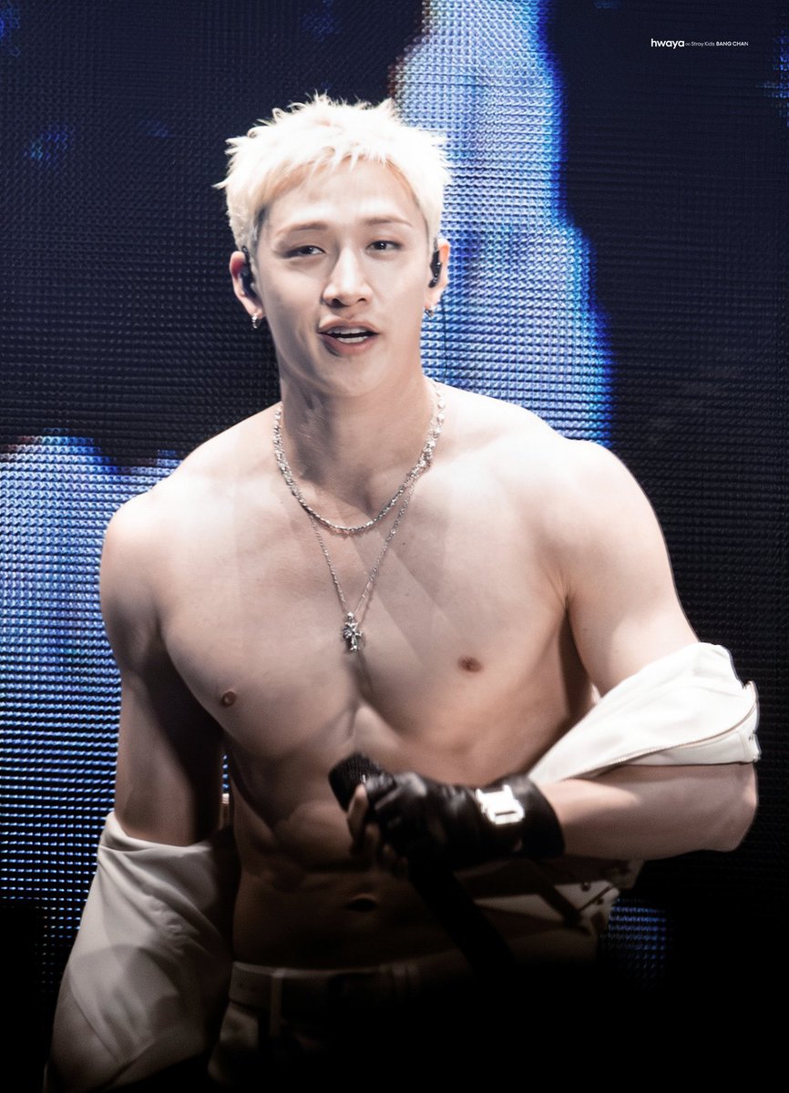 wlfiechans's tweet photo. GOOD LORD HIS TRAPS https://t.co/3P8ki1267d