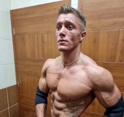 Blonde Zahry tweet media