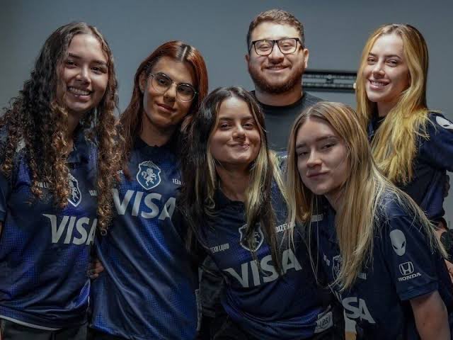 Tixinhadois tweet media