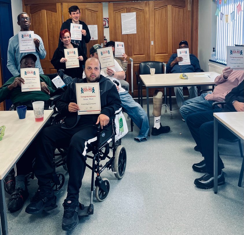 bhamts's tweet image. Today we delivered a Scams presentation to the Headway clients at Headway House Moseley Hall Birmingham.  It was well received 10 people attended.  More people made #ScamAware 😃#TakeAStandAgainstScams #BrumTS @BhamCityCouncil @HeadwayBS  @AgainstScams