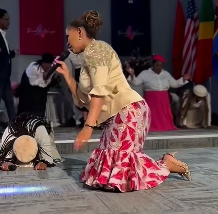 ISANDLA SEMFENE ESISHISWE UCREAM tweet media