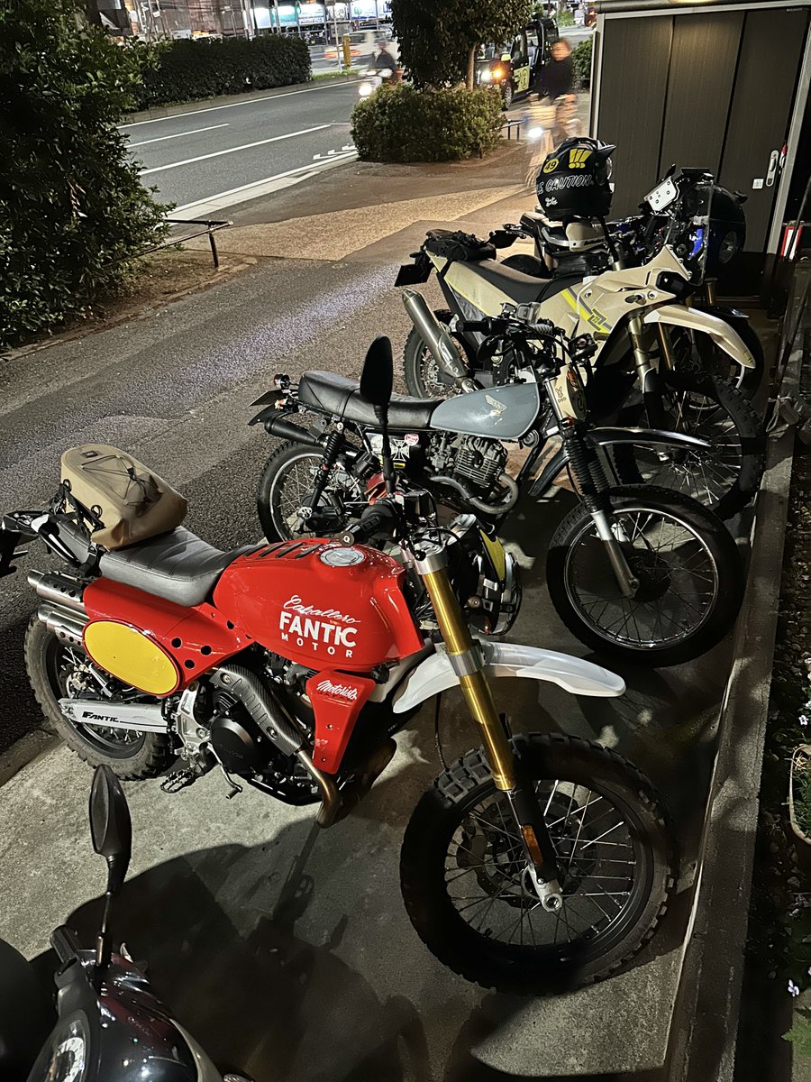 nobtree's tweet image. 『HAVE A BIKE DAY. vol.8』
DAY7
盛り上がっております
#HaveABikeDay. @HABDmotoart 
#UNITEDcafe @UNITEDcafe_2012