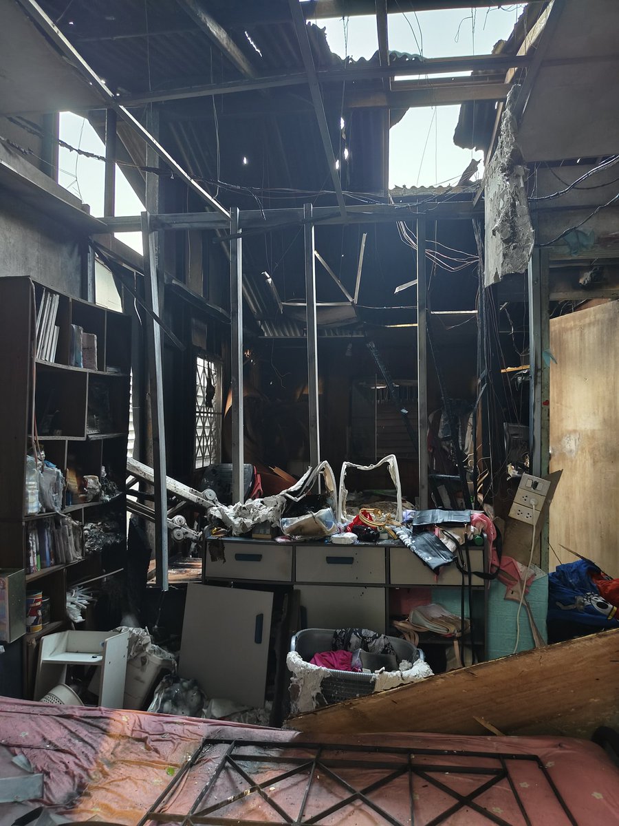 พระอาทิตย์ยิ้มแฉ่ง🐶✈️ tweet media