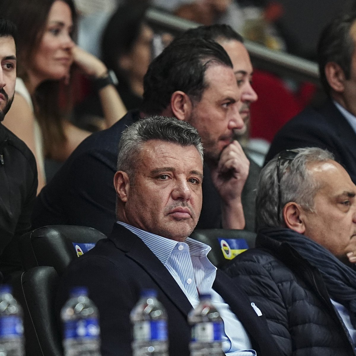 pushsportr's tweet photo. Fenerbahçe, Kayserispor deplasmanı biletinin 3.838 TL olduğunu, kulübün 2.338 TL’sini karşılayacağını ve taraftarlardan 1.500 TL alınacağını açıkladı. https://t.co/i973gck5Y7