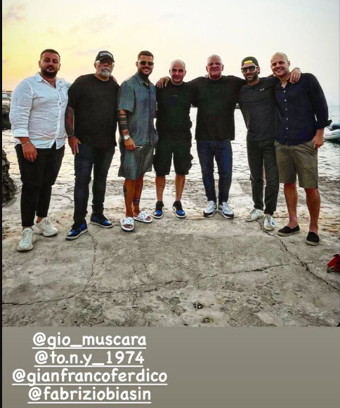 Fabio Wallys - NON spostare il focus tweet media