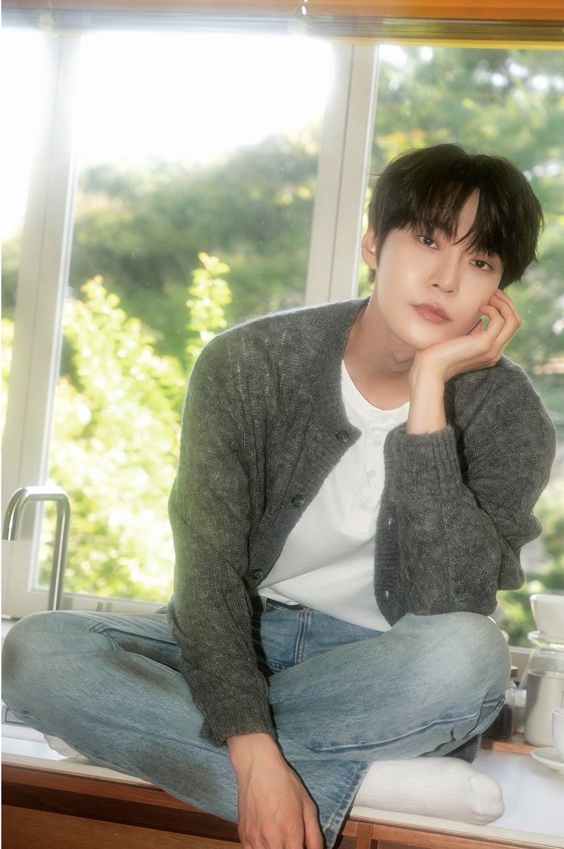 이 사이에 9년이 있다는 게 믿을 수x...

21살 도영                            30살 도영