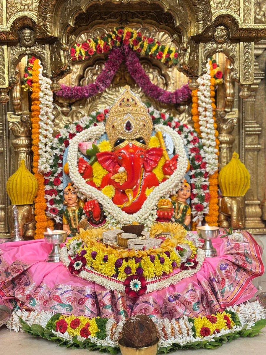🙏गणपती  बाप्पा मोरया 🌺मंगलमूर्ती मोरया 🙏०८/०४/२०२६
🙏Ganapati Bappa Moraya 🌺 Mangalmurti Moraya  🙏 08/04/2026