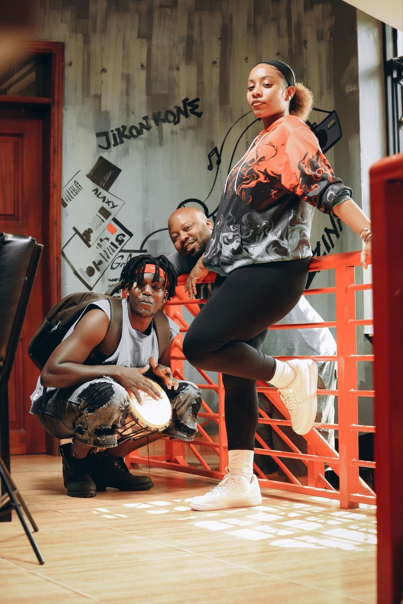 100.2 Galaxy FM Zzina! tweet media