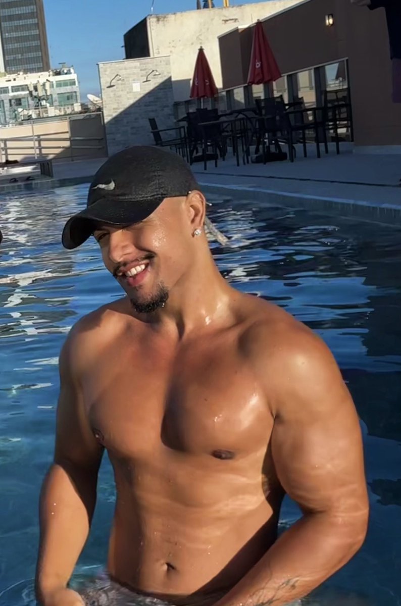 💦