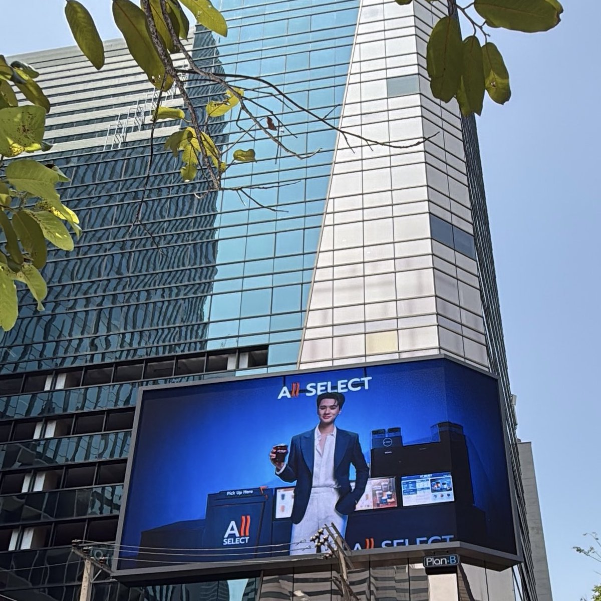 7-Eleven Thailand tweet media