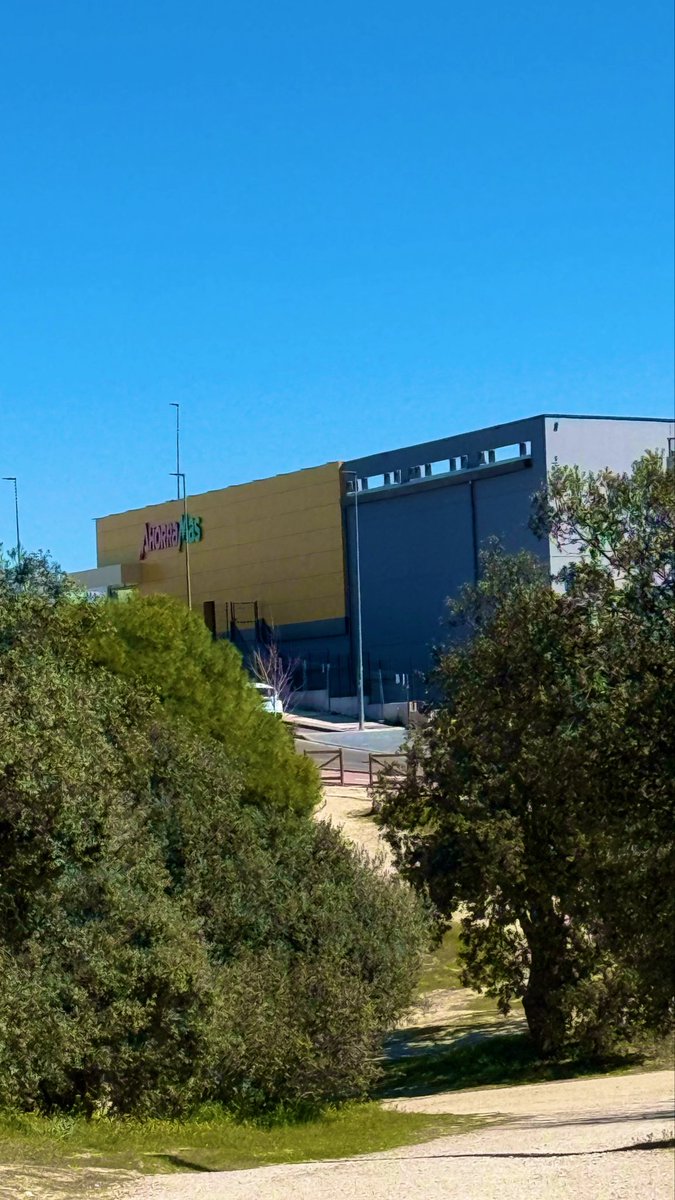 VecinosPorLasRozas tweet media
