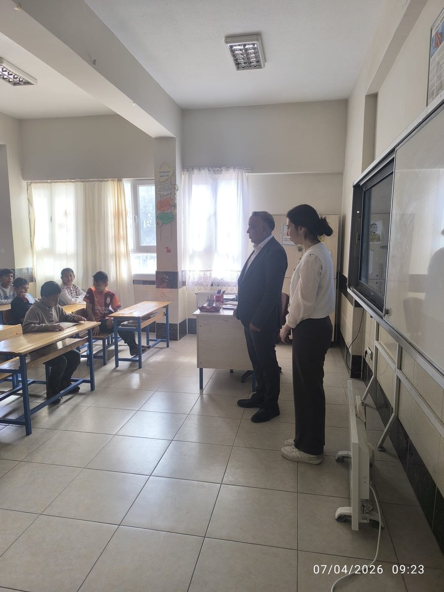 🏫Okul/Kurum Ziyaretleri

📍Güventaş İlkokulu

Şube Müdürümüz Sayın Mehmet İŞLER, Güventaş İlkokulunu ziyaret ederek idareci, öğretmen ve öğrencilerle bir araya geldi.