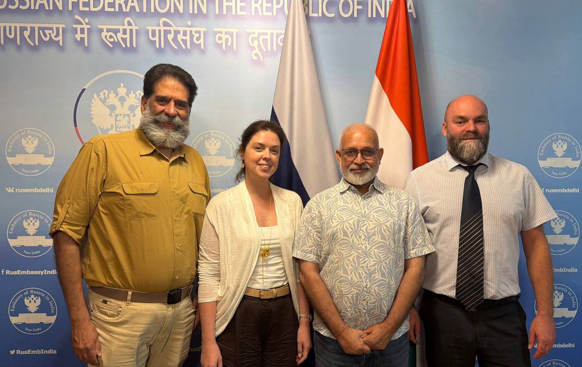 RusEmbIndia's tweet image. 🇷🇺🇮🇳 On April 7, diplomats of the #Russia’n Embassy in #India held a meeting with two Indian motorcyclists, Manoj Keshwar and Ajit Rana, who are planning a #Moscow-#Vladivostok motorcycle ride.

👉🏻 t.me/RusEmbIndia/15…

#RussiaIndia
#DruzhbaDosti