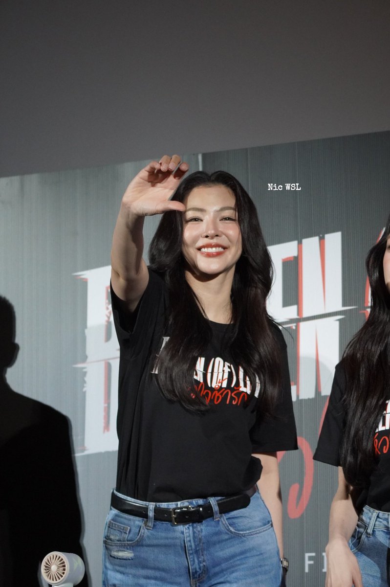 So many reactions 🥤🪭💍💕

📸2026 03 27📍🇹🇭BOL PREMIERE
#BrokenOfLoveTheSeries #FayePeraya 
#ฝ้ายพีรญา #FabelEntertainment