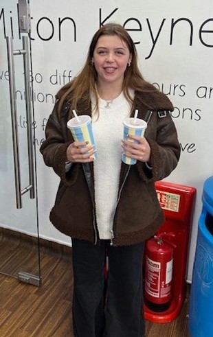 Shakeaway tweet media