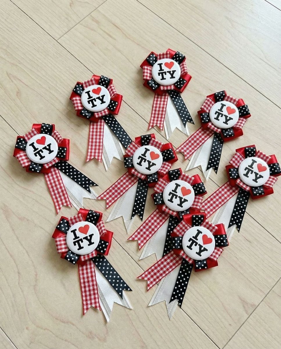 ☾ dean ☽ tweet media