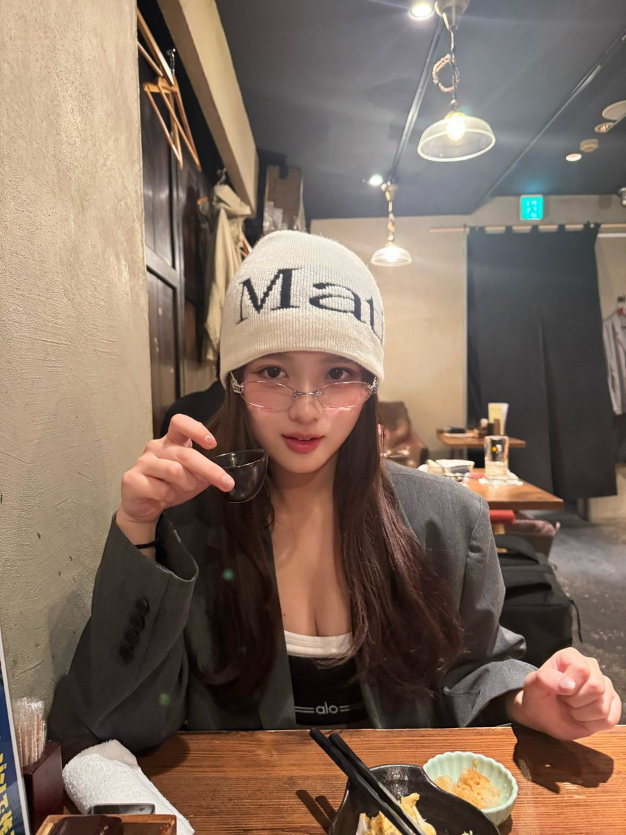 あみち。 tweet media