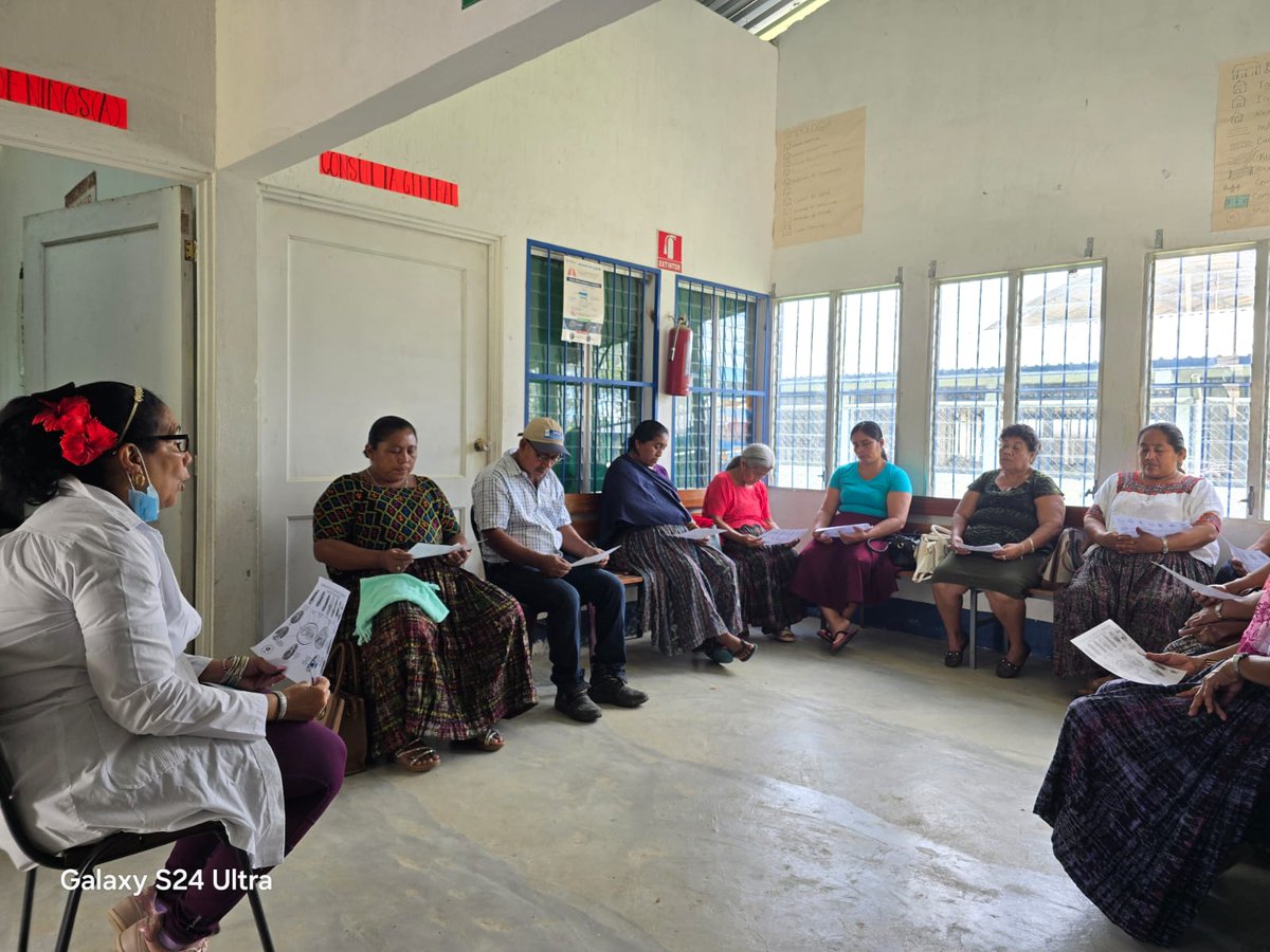 BMC SAYAXCHE GUATEMALA
Los Colaboradores cubanos continuamos nuestra labor con orgullo y dignidad: capacitación a Comadronas y Comadrones,en Puesto de Salud de  Aldea"La Ceiba" demostrando que: 
#SomosCuba
#CubaesSolidaridad
#CubaCoopera
#HechosNOpalabras #BMCGuatemala