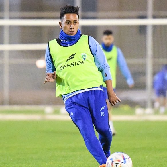 عبد العزيز tweet media