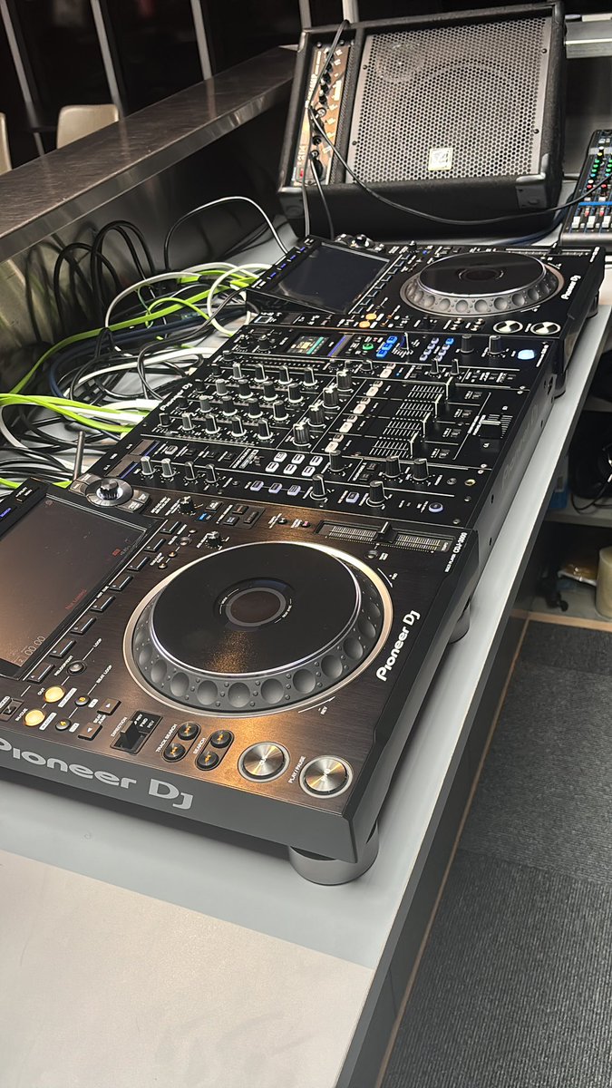 流星おじさん tweet media