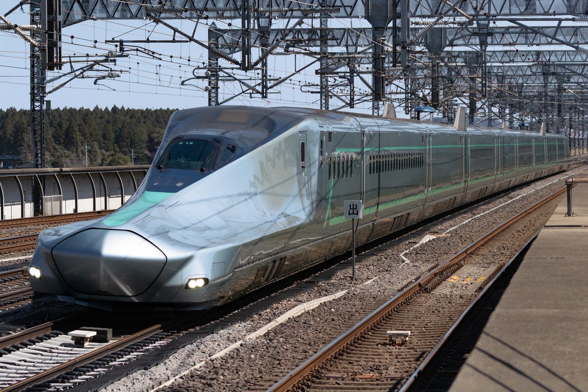 4/8
大宮試運転
E956形 S13編成

久しぶりの大宮試運転で
念願のナシ通過S13を撮れた