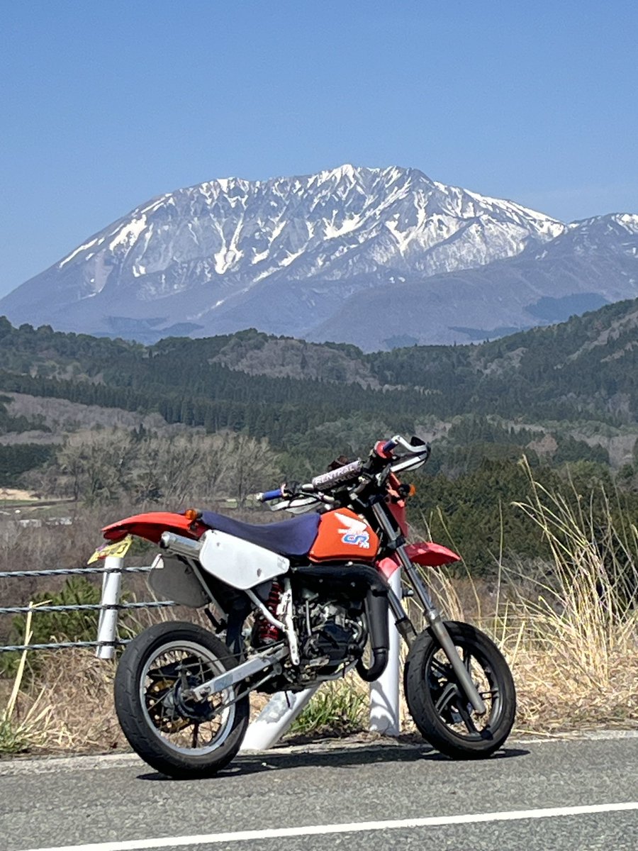 YM1129R's tweet photo. #無言で2stオーナーの集い https://t.co/OzAFS2bgA9