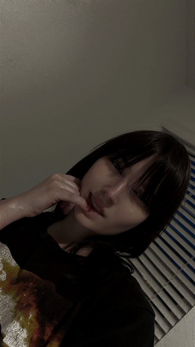 MsNotSoSunshine's tweet photo. sweet… but I bite #softdomme #femininepower https://t.co/GYkvykZFUc