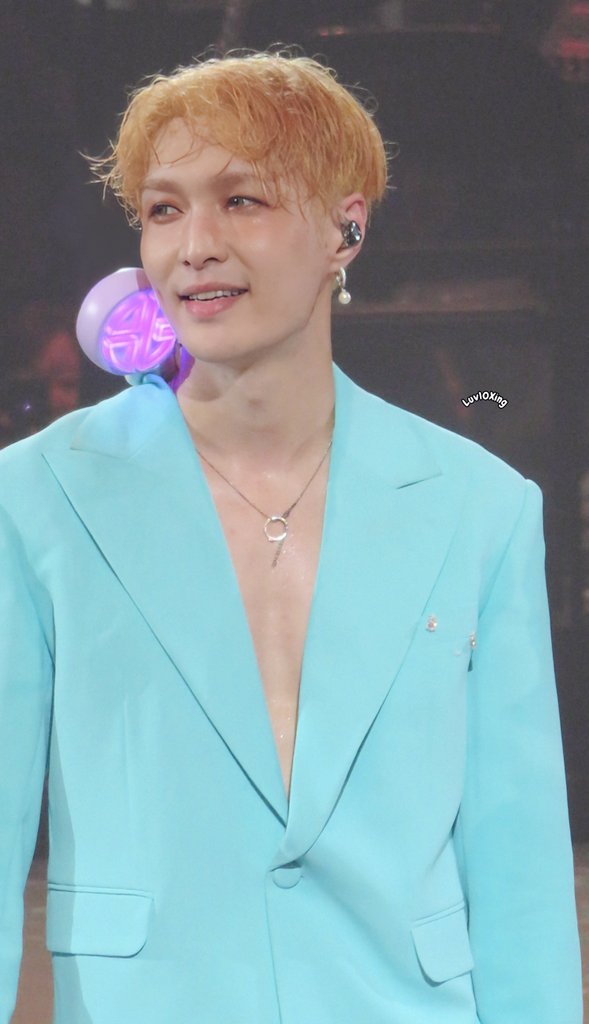 Luv10Xing's tweet photo. Happy 14th Years Debut Anniversary💜
祝出道十四周年快乐💜
デビューから14周年おめでとう💜
@layzhang
#Lay #张艺兴 #레이 #レイ #チャンイーシン #zhangyixing #LayZhang
#14yearsWithLAY #LAY14thDebutAnniv https://t.co/ebnsfVZVZb