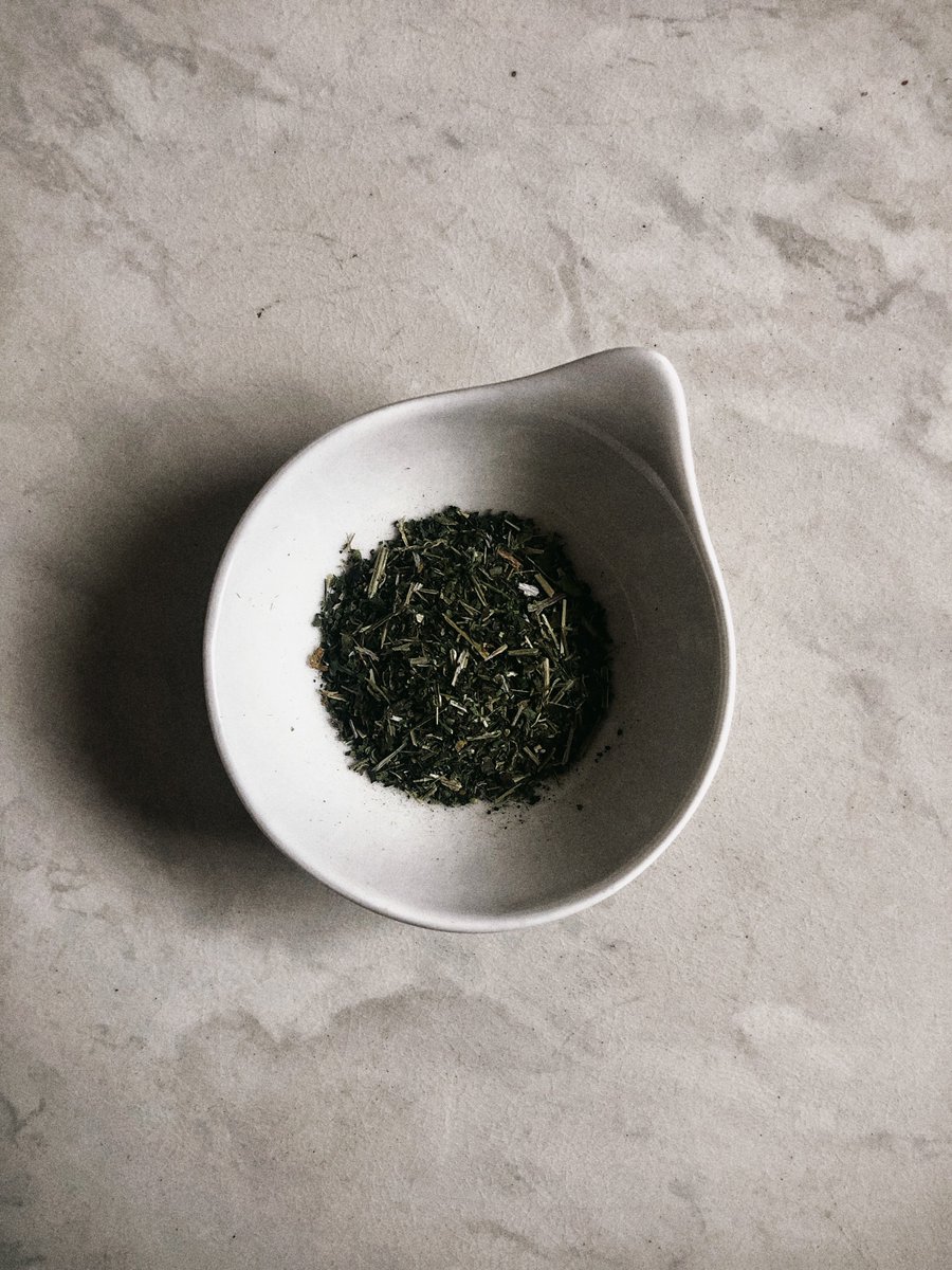 Ms A L B A 🍵🌱 📚 tweet media