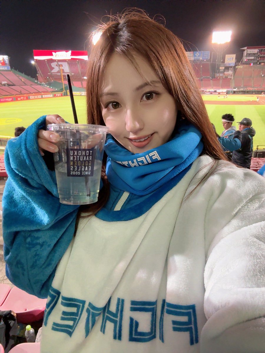 花咲楓香 tweet media