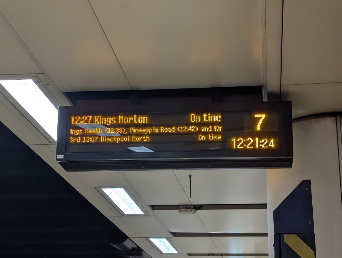 DownOnTheStour's tweet photo. Well since I'm not 12 hours nights today may as well visit the New stations on the Camp Hill line ๐
Of course you've gotta visit the funny station name first๐
#DOTS #trainphotography #railwayphotography #class196 #camphillline #pineappleroad https://t.co/f1WgPSlcz7