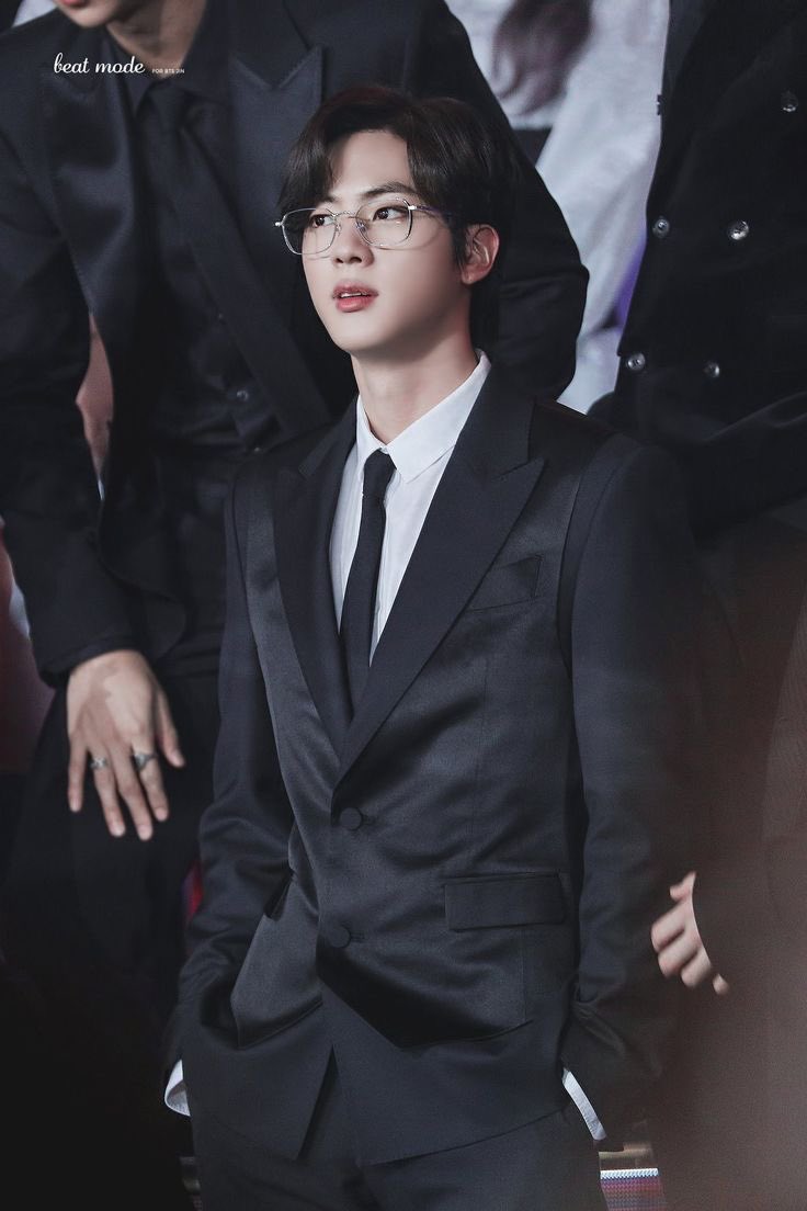 ヒョンシク
目黒蓮
ジン