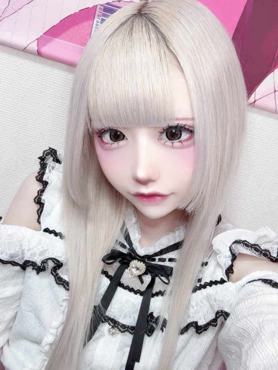 いう 4/25生誕 tweet media