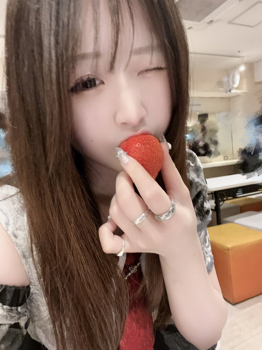 愛瀬なな（neOen）5/10 O-nest ONEMANLIVE/🎂5/29生誕祭 tweet media