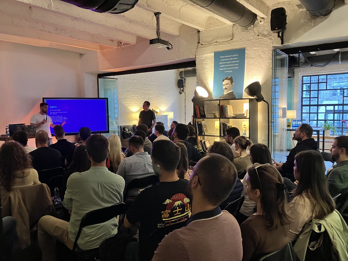 HackBugs's tweet image. 100 people showed up to Belgrade's first @AnthropicAI @claudeai AI Builders meetup 🇷🇸

Hit capacity fast. Dozens still on the waitlist.

Speakers: @lazartravica, @instantfinality, Uroš Petrović, Dragan Krstić

The Balkans are building. 🧡 #Claude #AI #Belgrade