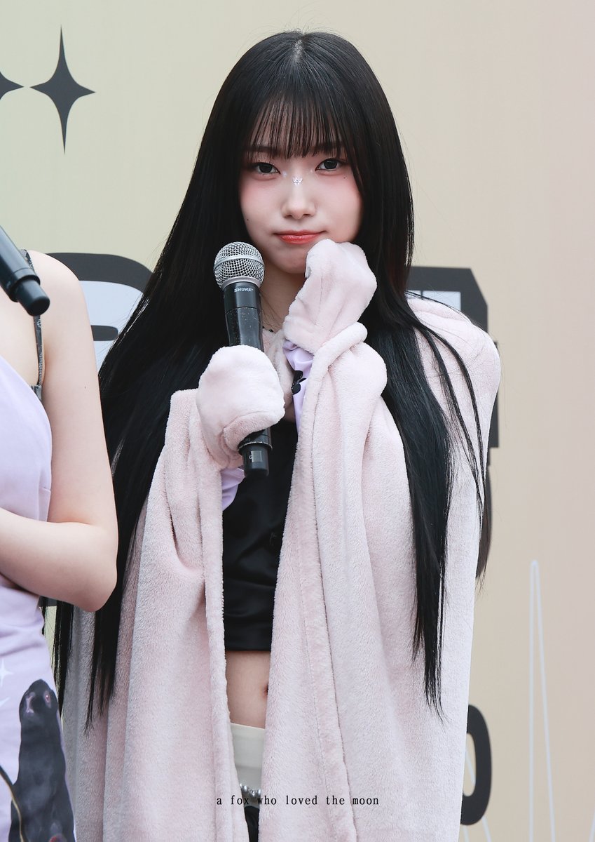 つきつね tweet media