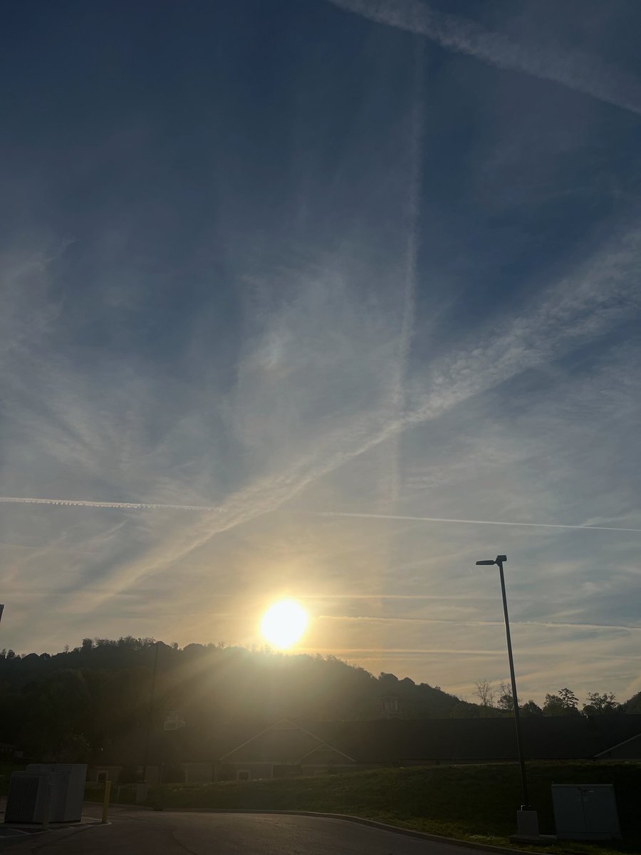 Oakforest72's tweet image. Good morning #Chattanooga