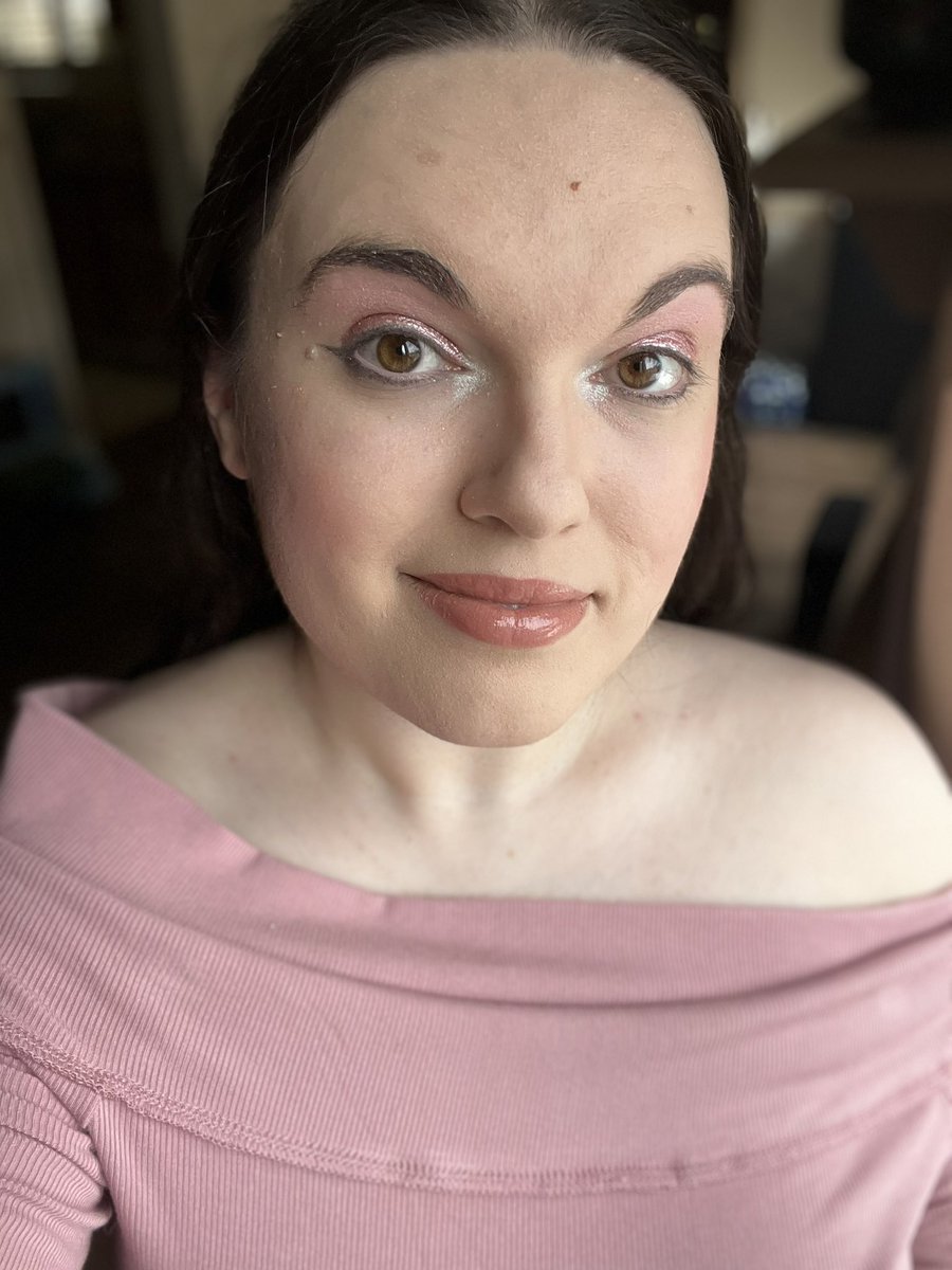 Dana Gricken says be kind! tweet media