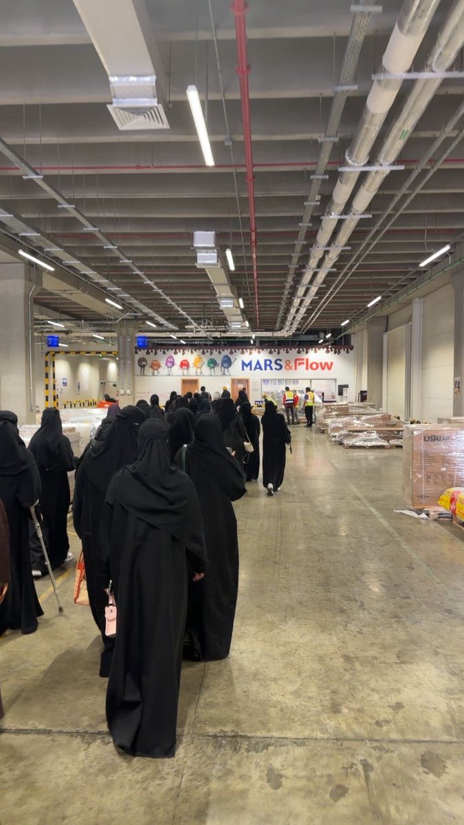 صناعيو المستقبل tweet media