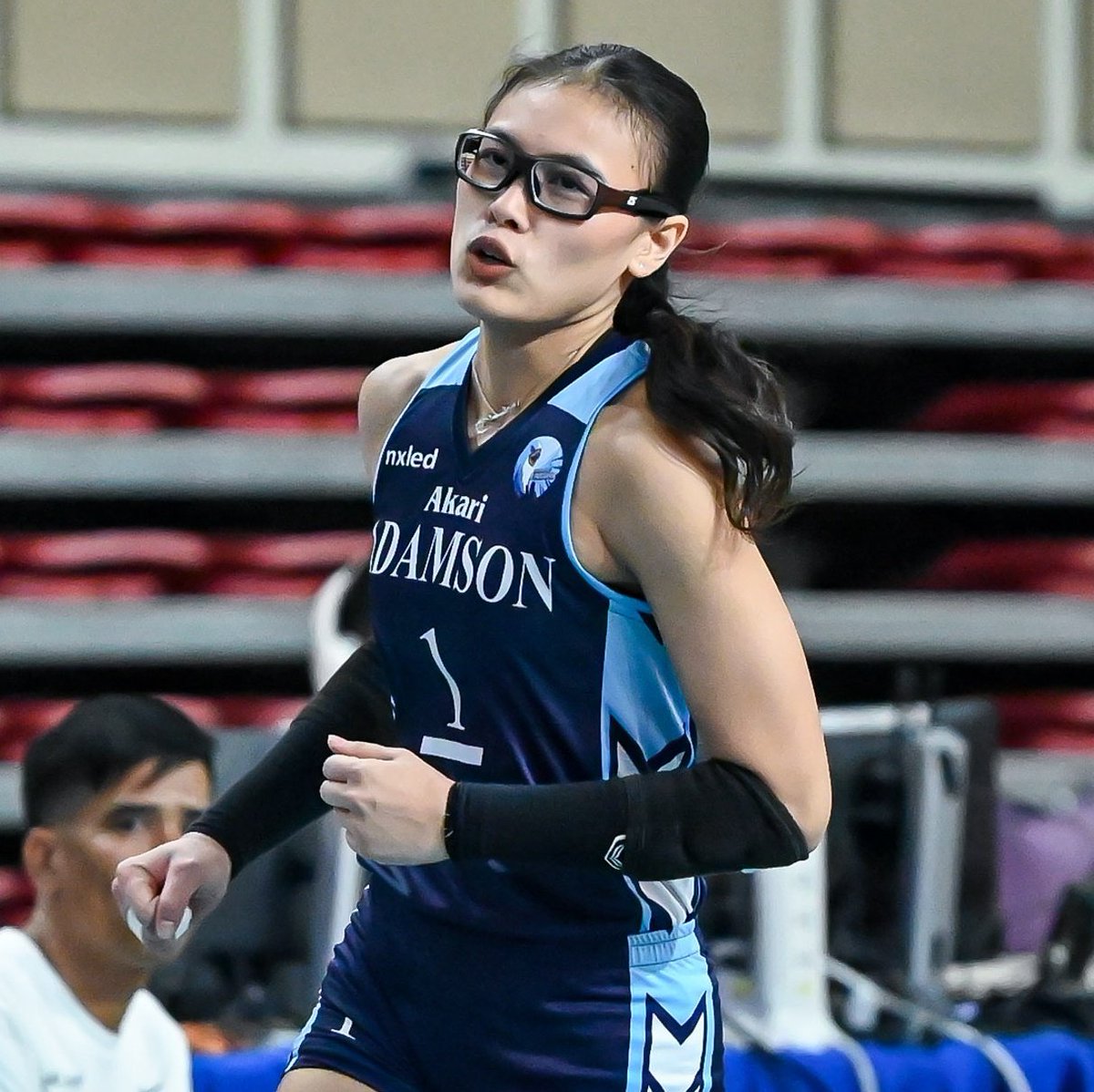 igor kobzar apologist tweet media