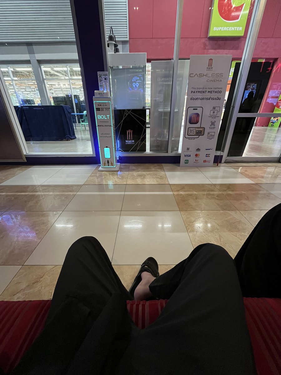 Saxtd19 tweet media