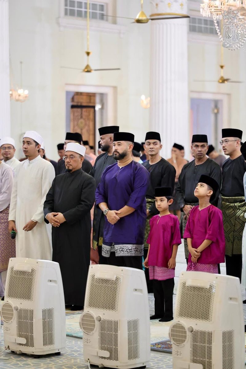 HRH Crown Prince of Johor tweet media